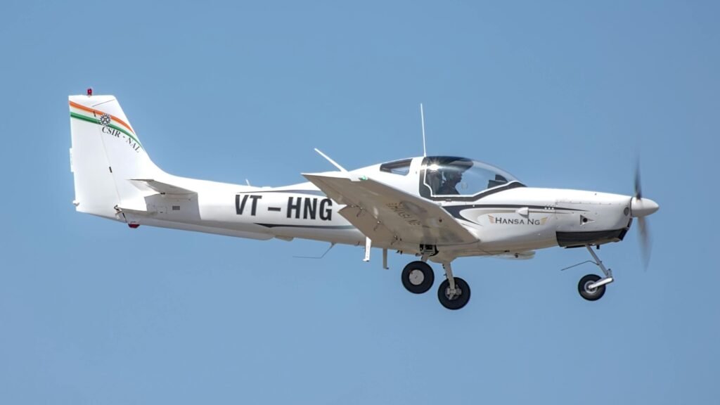 Flying a Helicopter vs Airplane